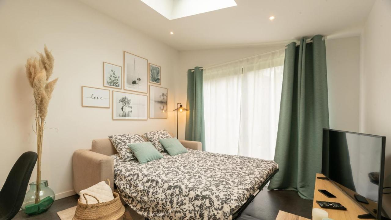 Le Nid Douillet : Superbe Appartement + Jardin Privatif Ruan Exterior foto
