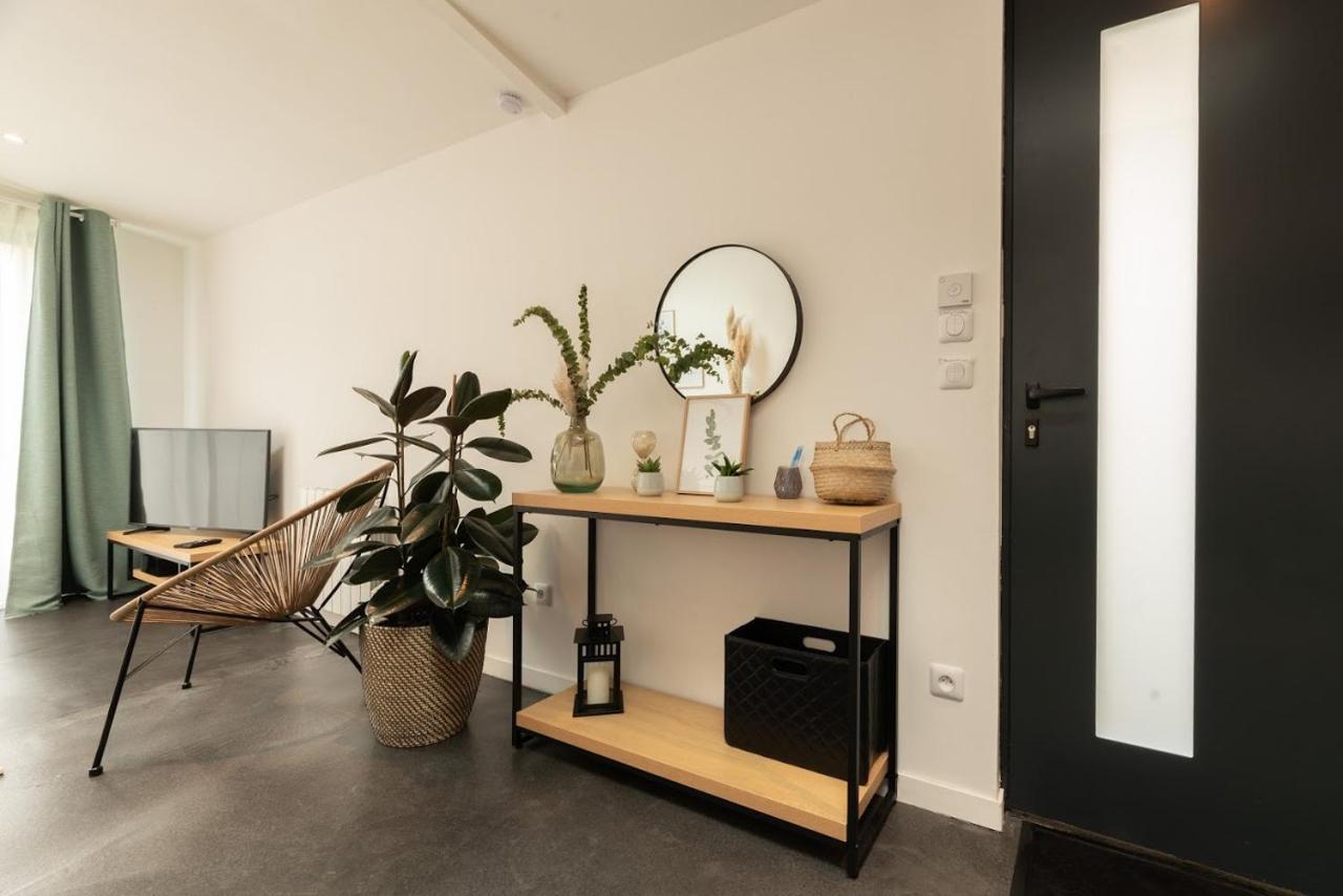 Le Nid Douillet : Superbe Appartement + Jardin Privatif Ruan Exterior foto